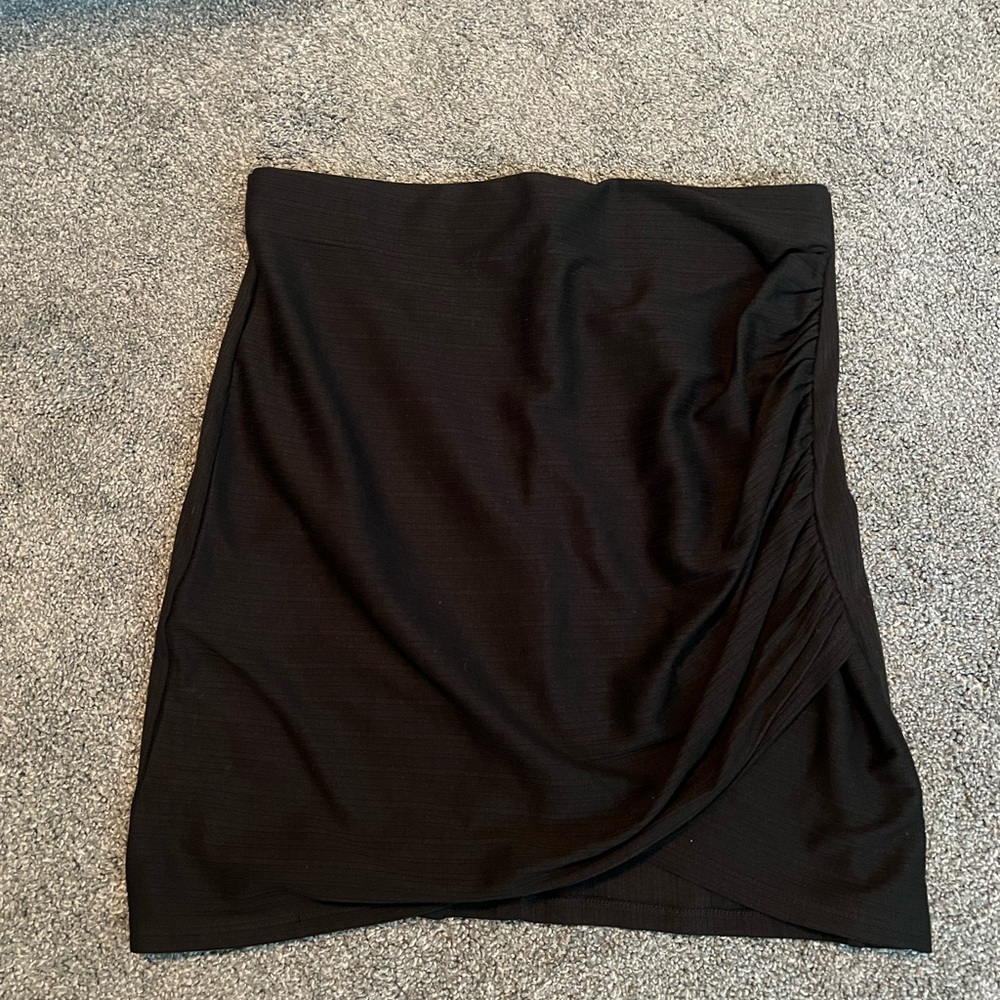 Black skirt